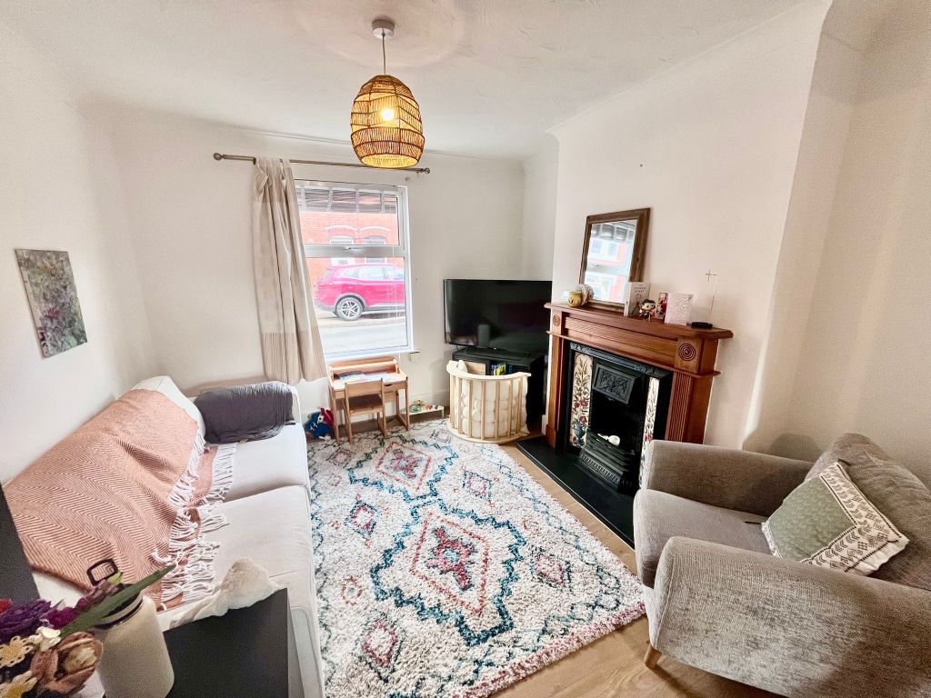 Property photo 2 of 17