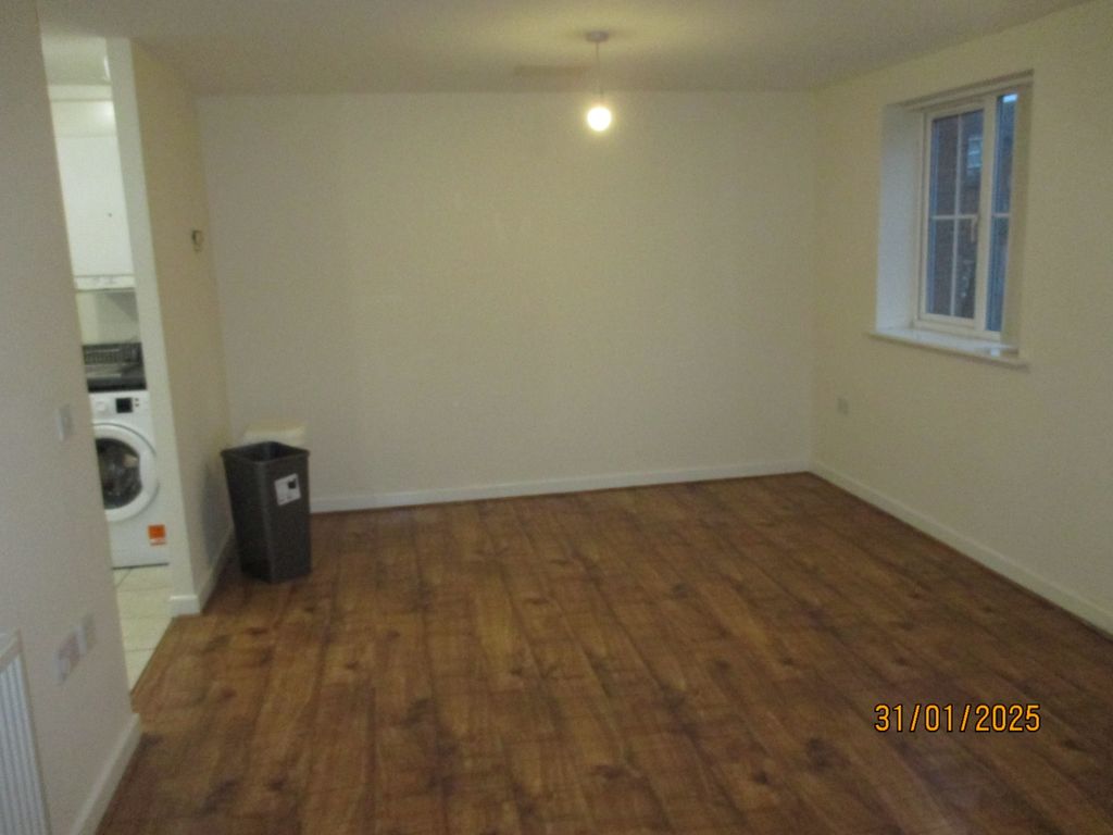 Property photo 3 of 5