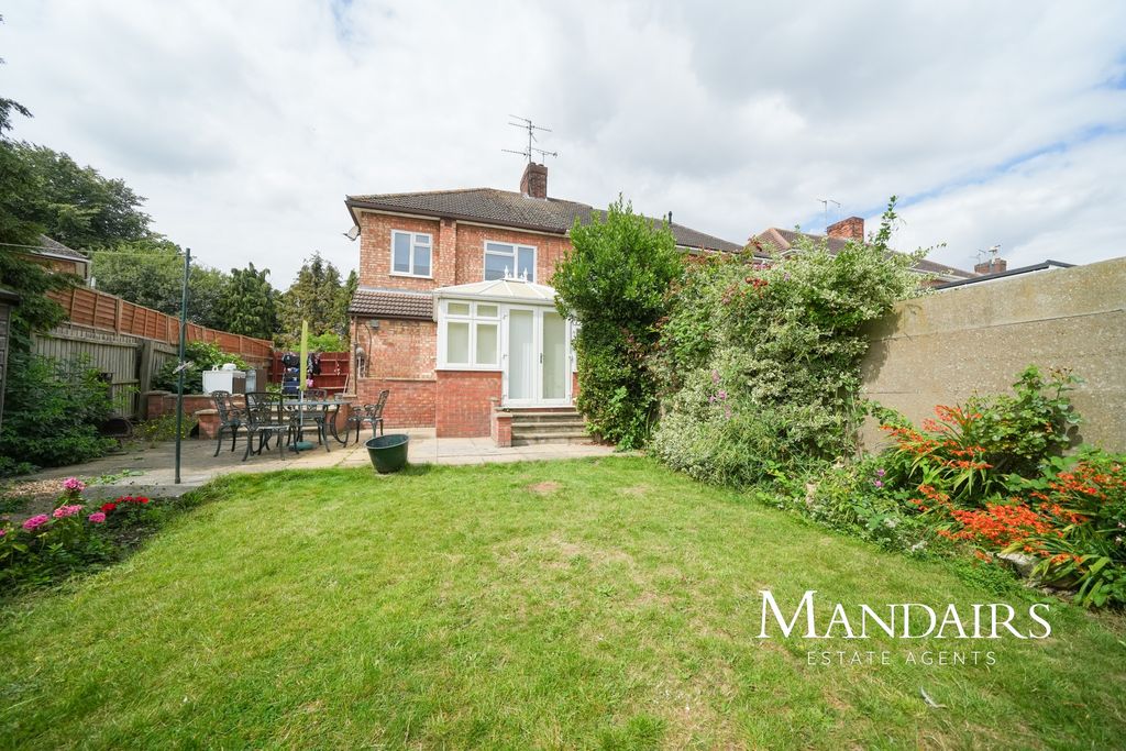 Property photo 2 of 15