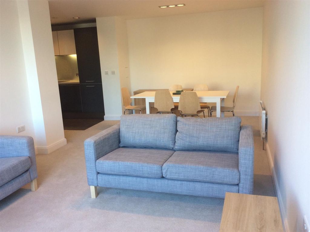 Property photo 2 of 8 C406 One Park West 007 (1).Jpg