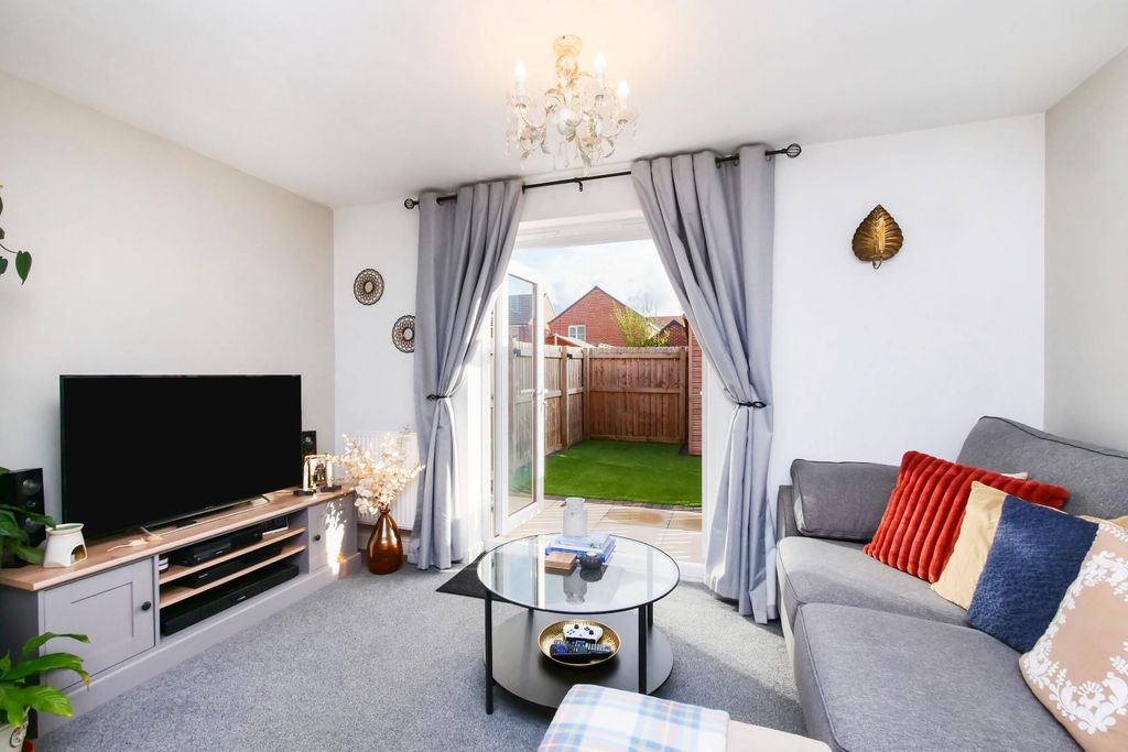 Property photo 2 of 18 Pnmb0015.Jpg