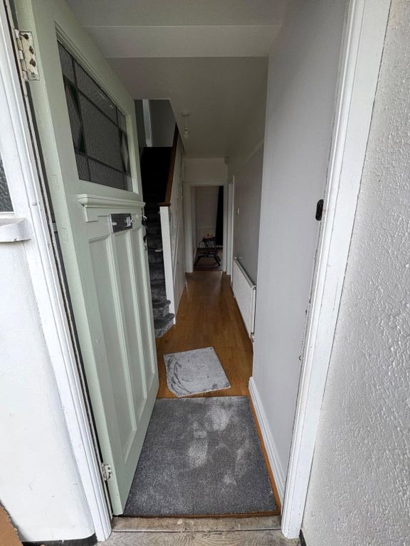 Property photo 3 of 16 Picture No. 19