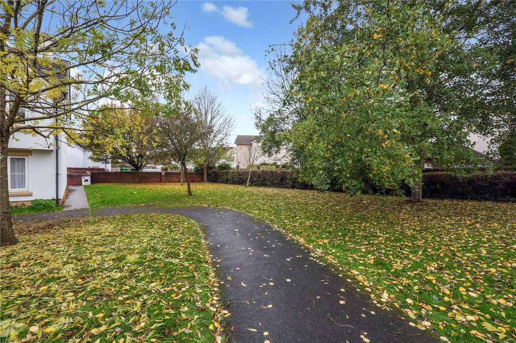 Property photo 3 of 9 Picture No. 05