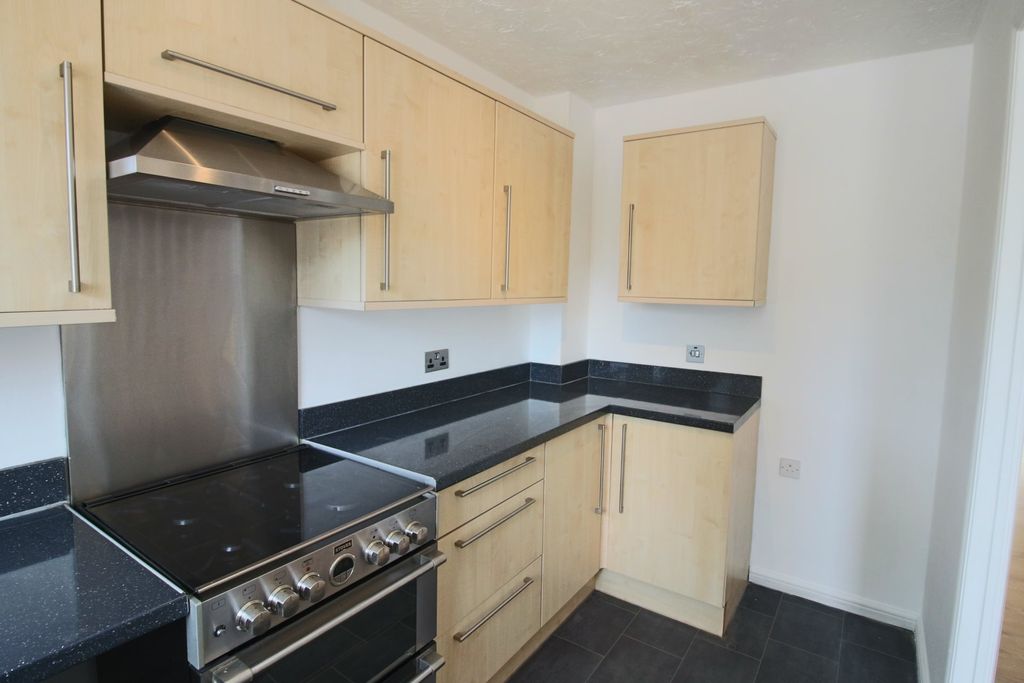 Property photo 3 of 18 Img_3496