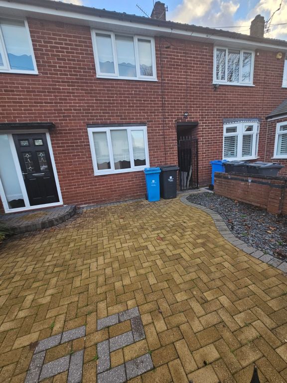 Property photo 3 of 27 Photo 3