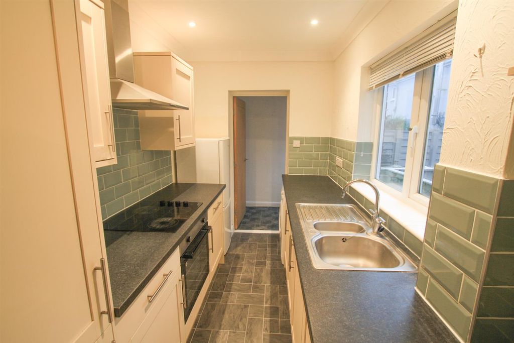 Property photo 3 of 10 Img_2153.Jpg