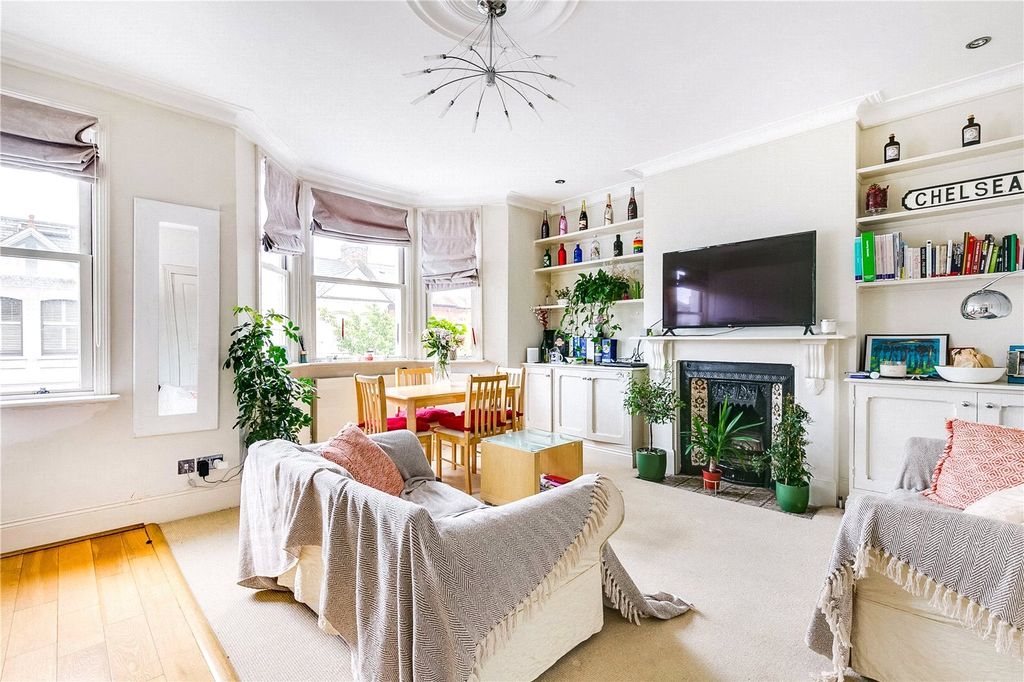Property photo 1 of 6