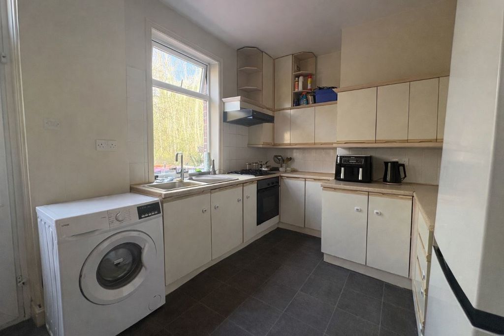 Property photo 3 of 10 Photo 3