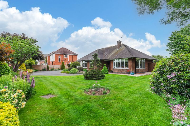 Property photo 2 of 42