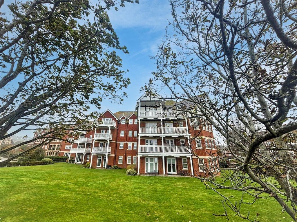 Property photo 1 of 25 Photo-2025-11-03-16-40-12 (3).Jpg