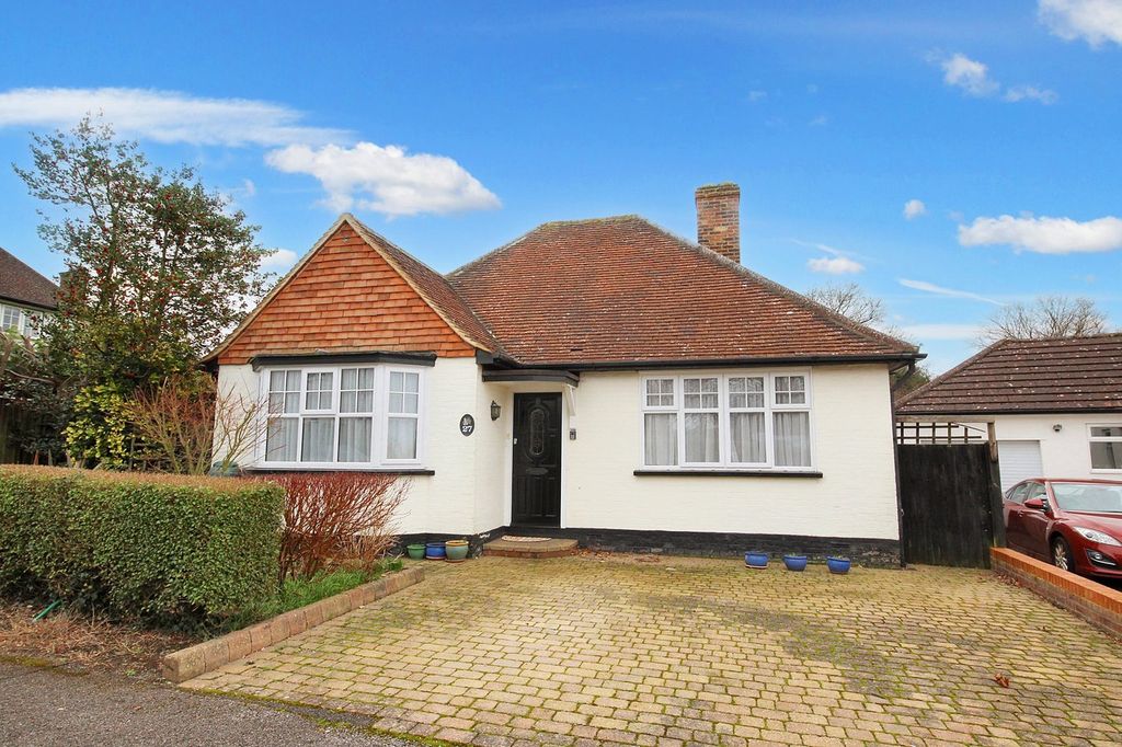 Property photo 1 of 11