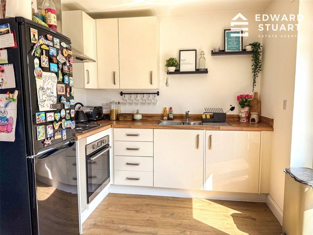 Property photo 2 of 14 Picture No. 09
