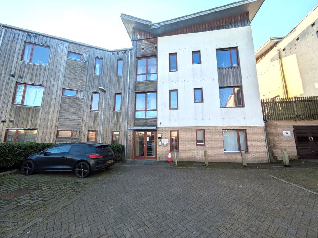 Property photo 1 of 9