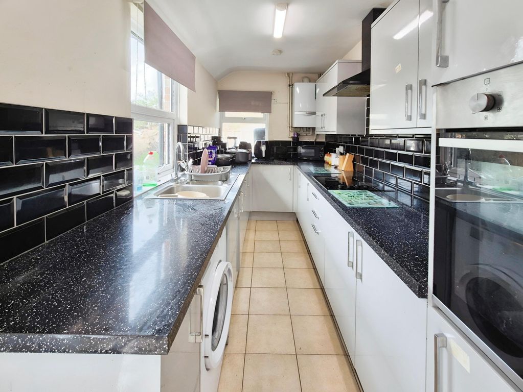 Property photo 3 of 13 Editedimage-9476Cf96-54d2-40F7-Ab46-23F2Ea4246B5 2