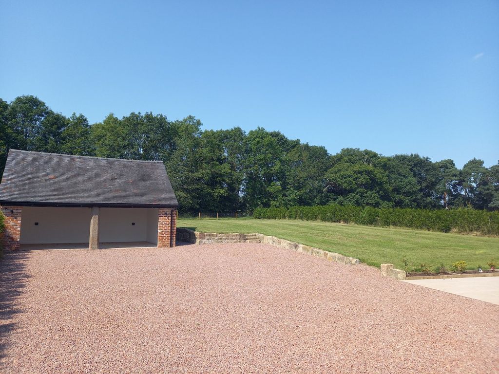 Property photo 2 of 23 Picture No. 50