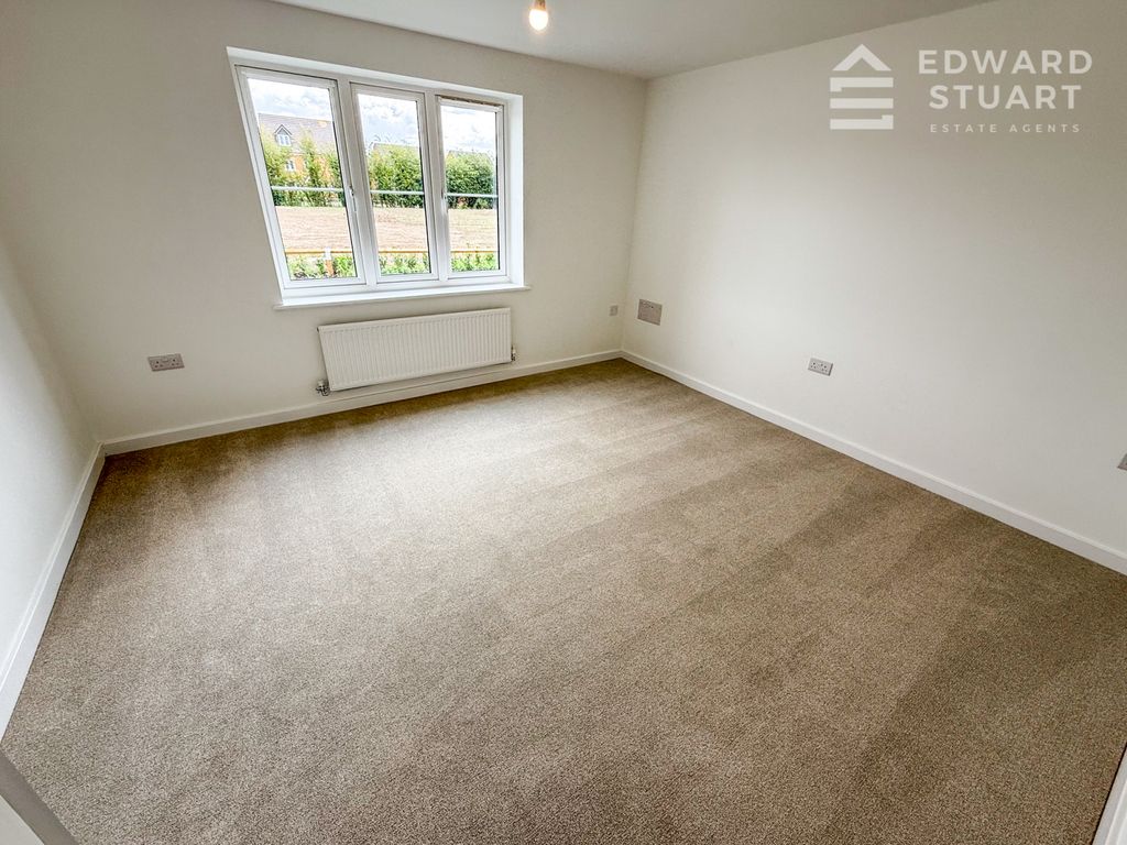 Property photo 3 of 11 Gallery