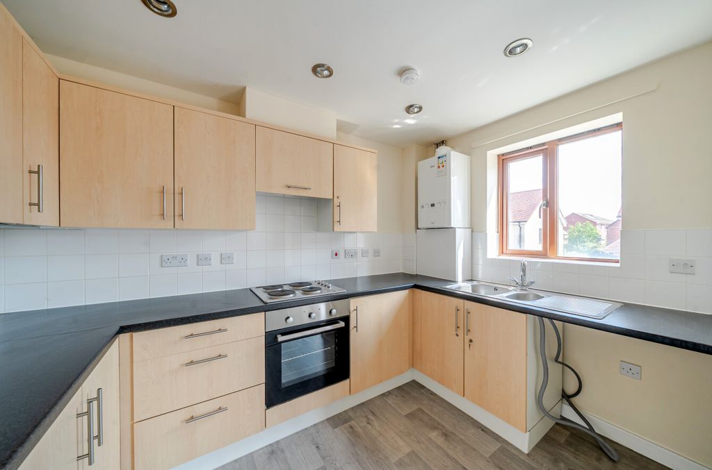 Property photo 2 of 9