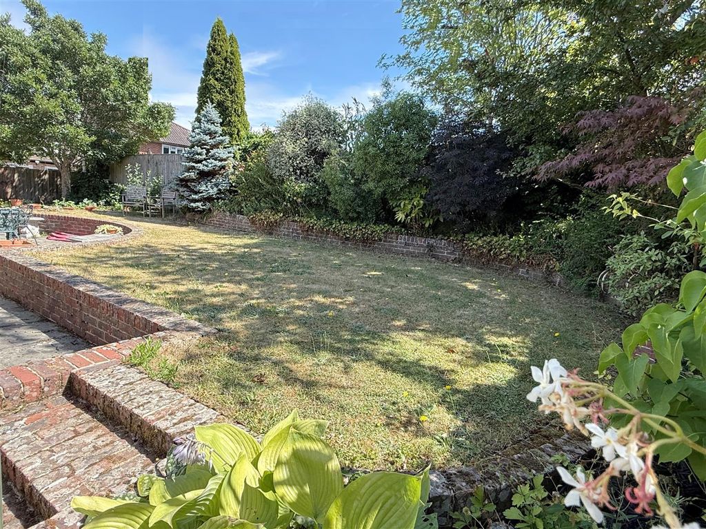 Property photo 2 of 20 Grd 2.Jpg