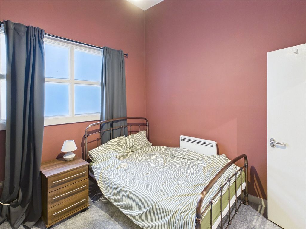 Property photo 3 of 13 Picture No. 13