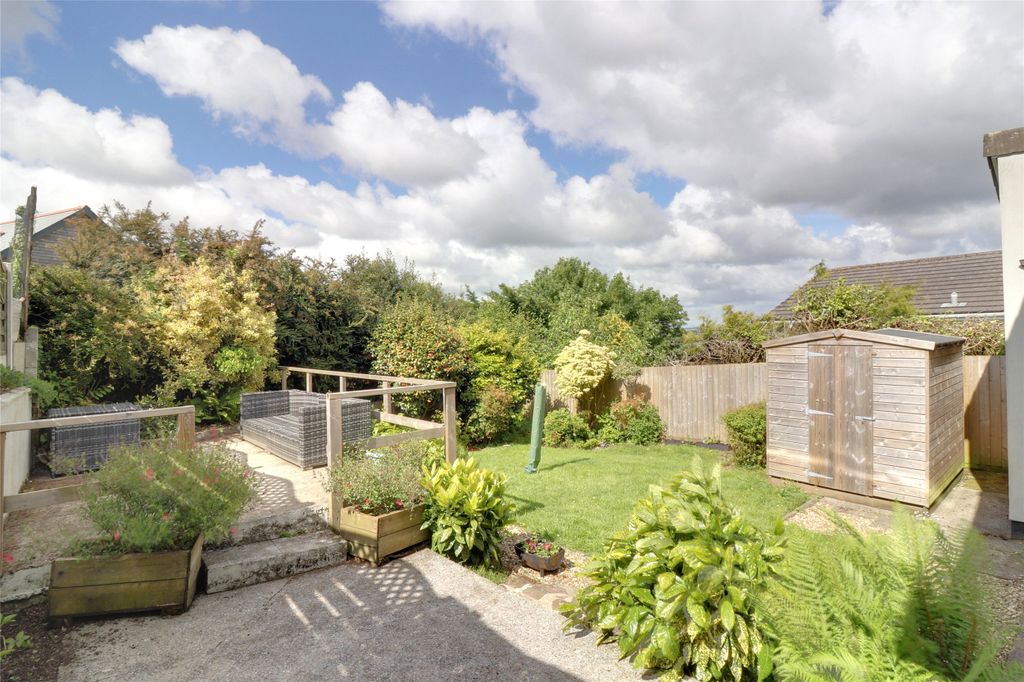 Property photo 2 of 14 Picture No. 27