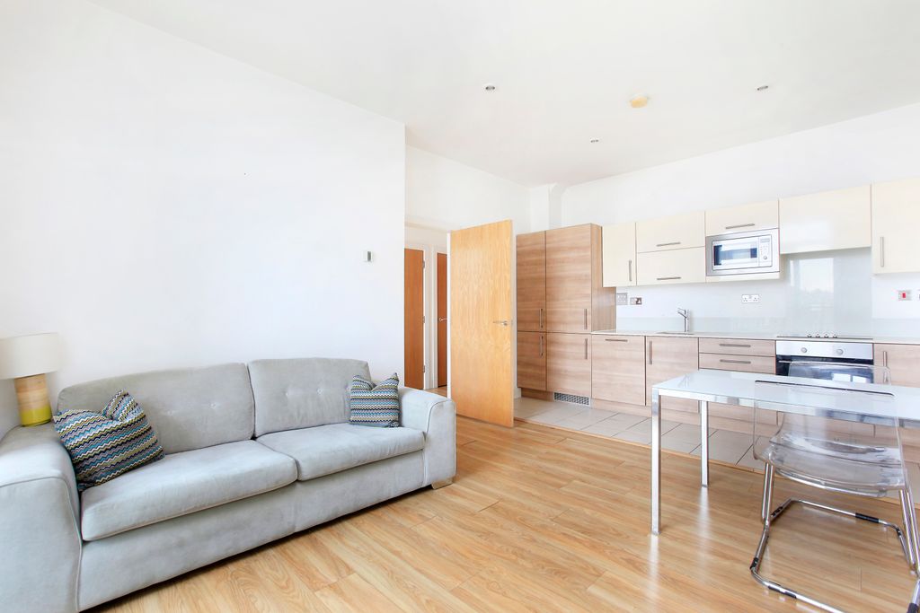 Property photo 1 of 7