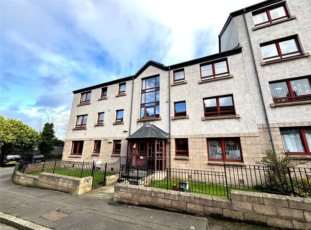 Property photo 1 of 8 Photo 1