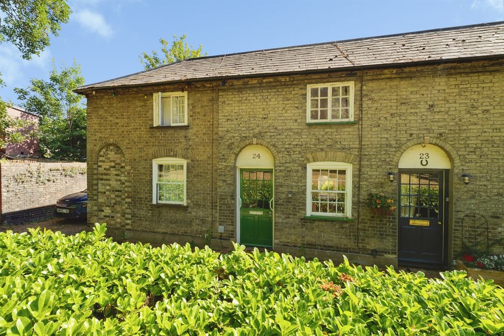Property photo 1 of 14