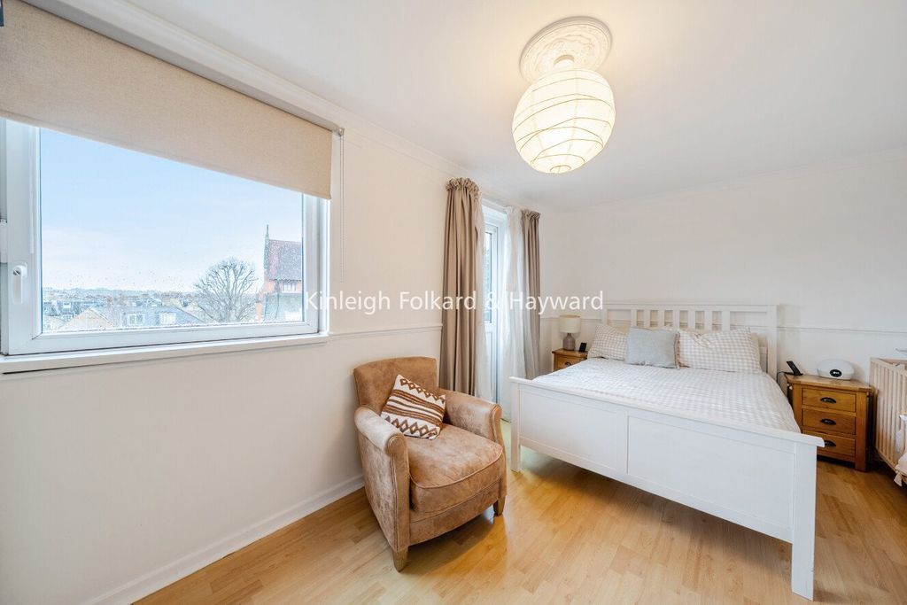 Property photo 3 of 13 Picture No. 01