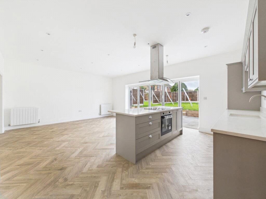 Property photo 3 of 21 Kitchen/Diner