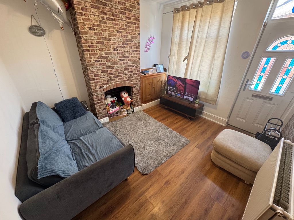 Property photo 3 of 9