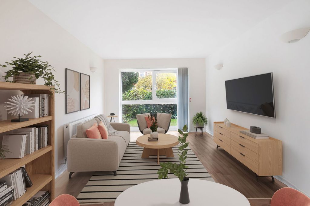 Property photo 3 of 13