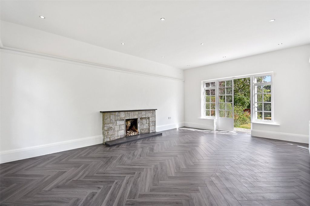 Property photo 2 of 13 Reception Room