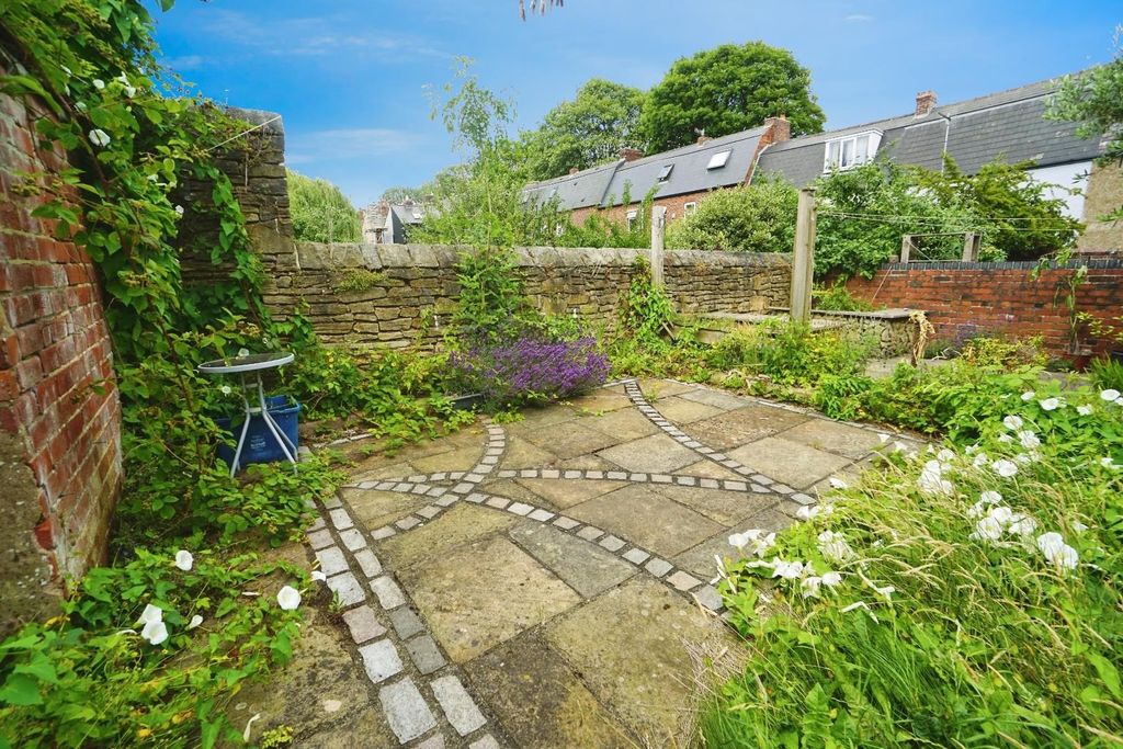 Property photo 1 of 16 Rear Garden