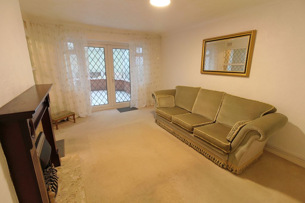 Property photo 3 of 16 Img_4709_Dxo