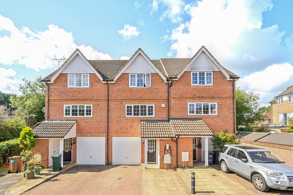 Property photo 1 of 19 1302660-2-683d6A9...