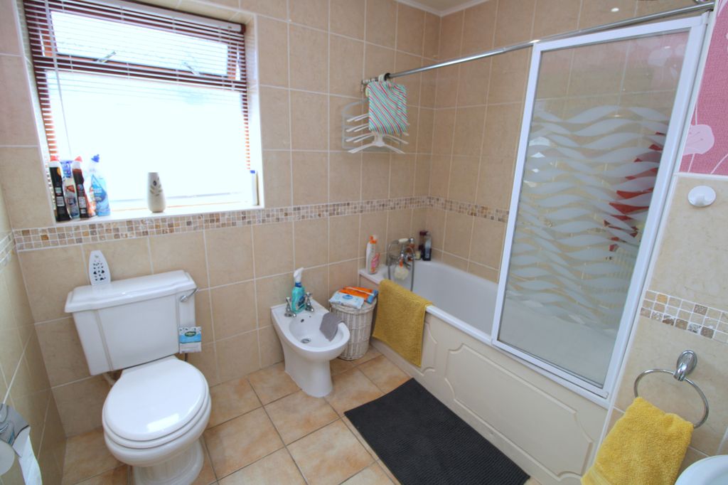 Additional image 21 of 4 bed bungalow for saleCilgant Eglwys Wen, Bodelwyddan LL18