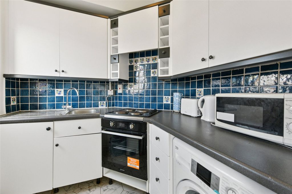Property photo 2 of 11 Picture No. 02