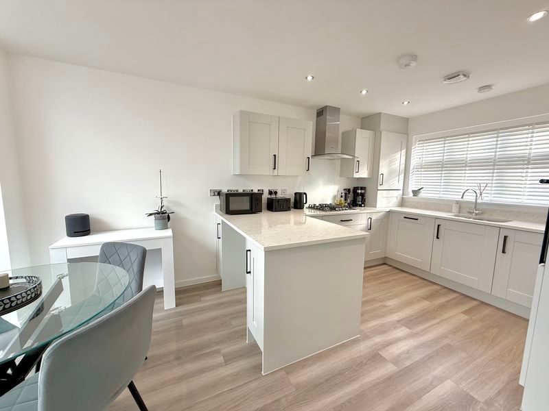 Property photo 3 of 22 Kitchen/Diner