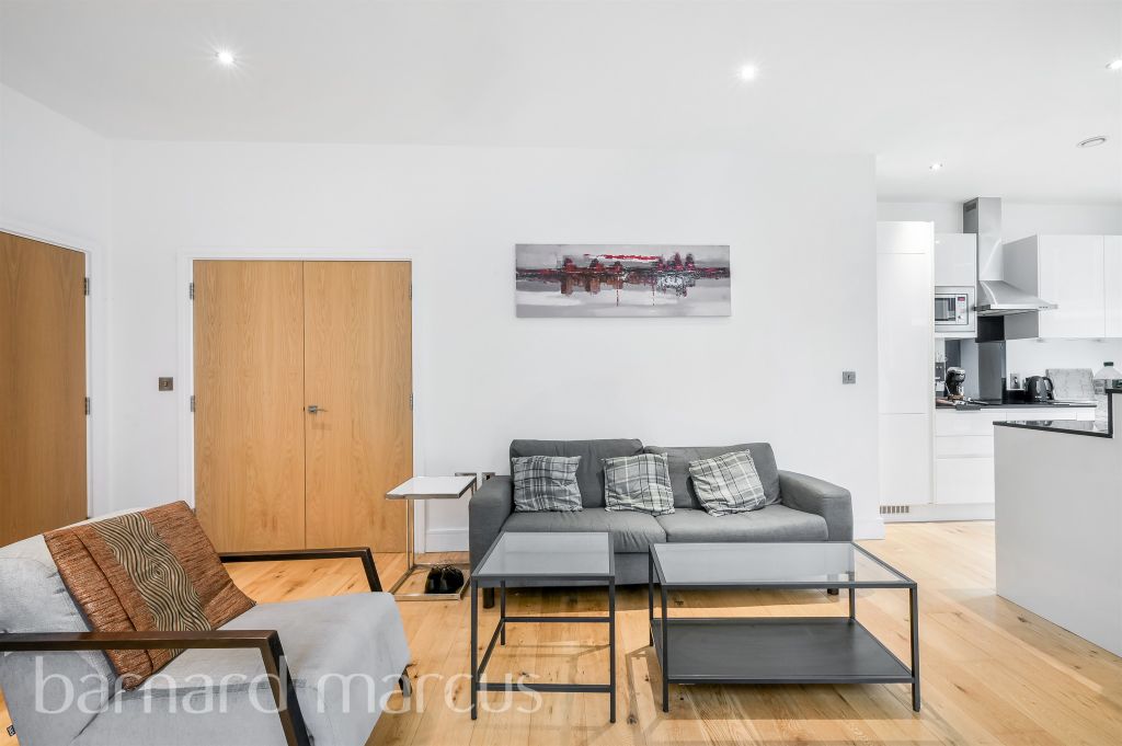 Property photo 1 of 17 Reception Room/Kitchen