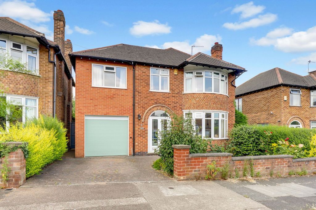 Property photo 1 of 26