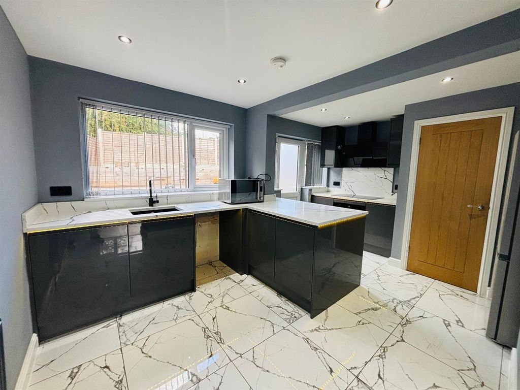Property photo 3 of 15 Fitted Dining Kitchen Area: