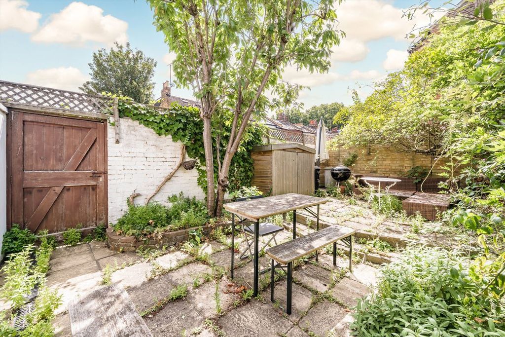 Property photo 3 of 7