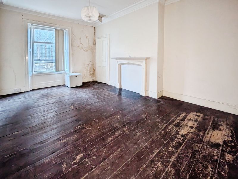 Property photo 2 of 16 Photo 3