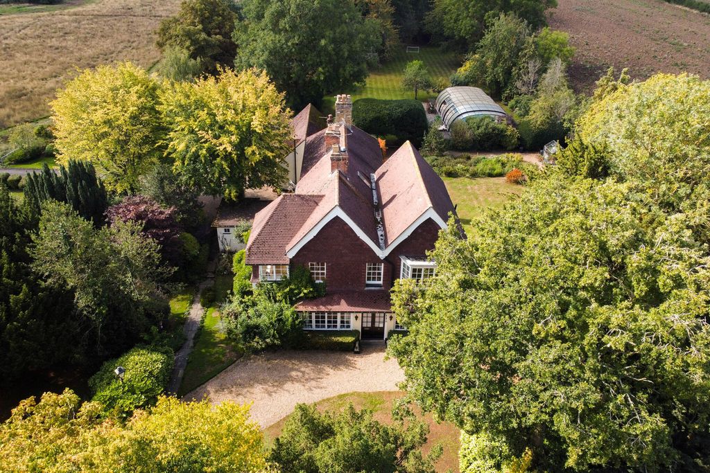 Property photo 1 of 18