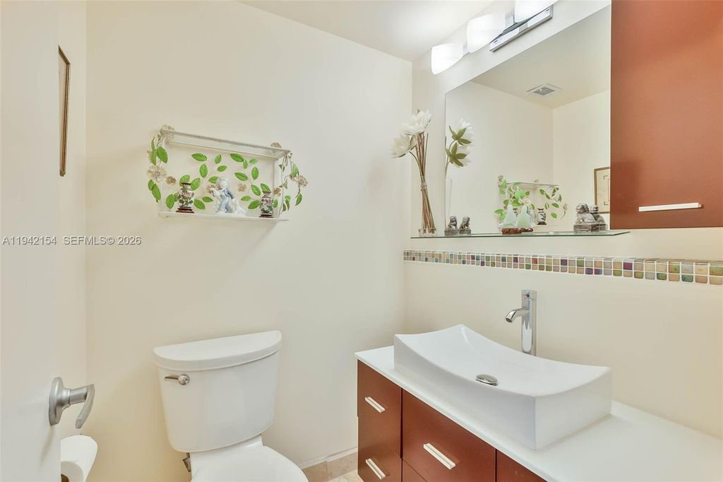 Property photo 3 of 25 <Alttext/>