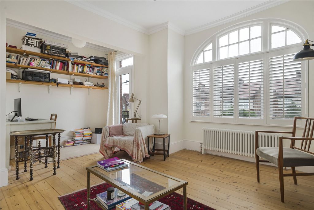 Property photo 3 of 11 Picture No. 05