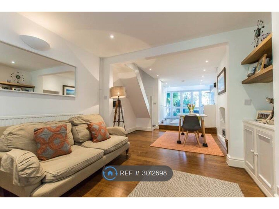 Property photo 3 of 11