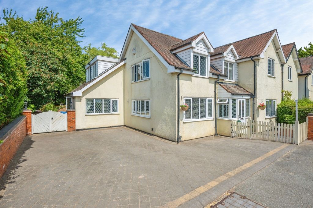 Property photo 1 of 21