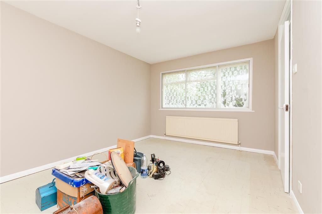 Property photo 1 of 7 Bedroom 1