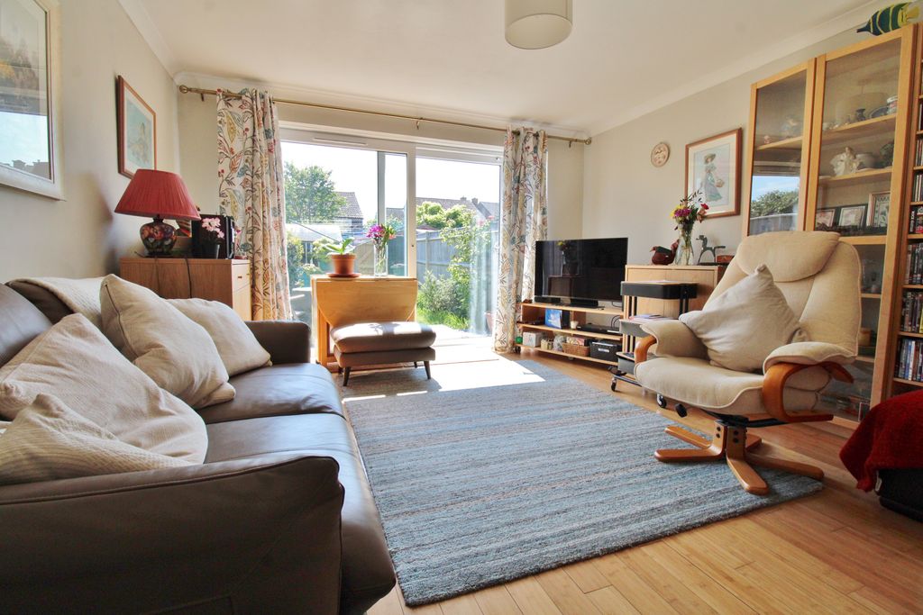 Property photo 2 of 14